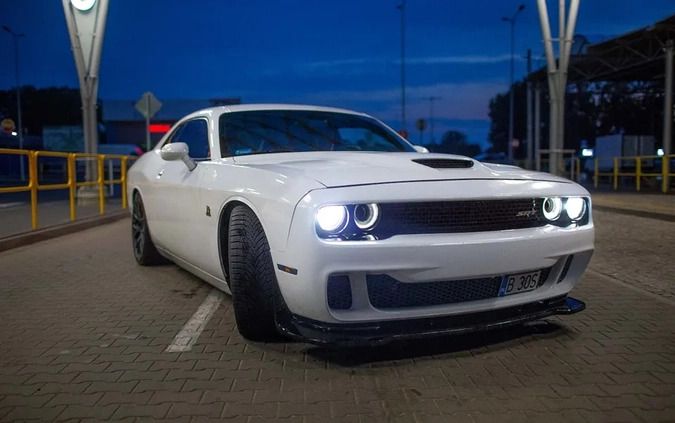 Dodge Challenger cena 115000 przebieg: 83055, rok produkcji 2015 z Łomża małe 352